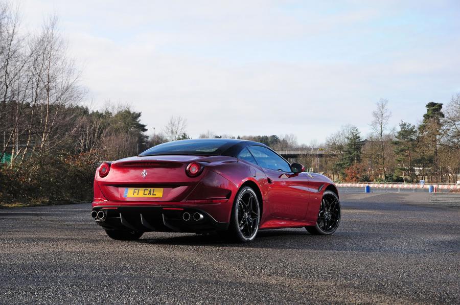  Ferrari California T 2014 года  (UK) (фото 8 из 14)